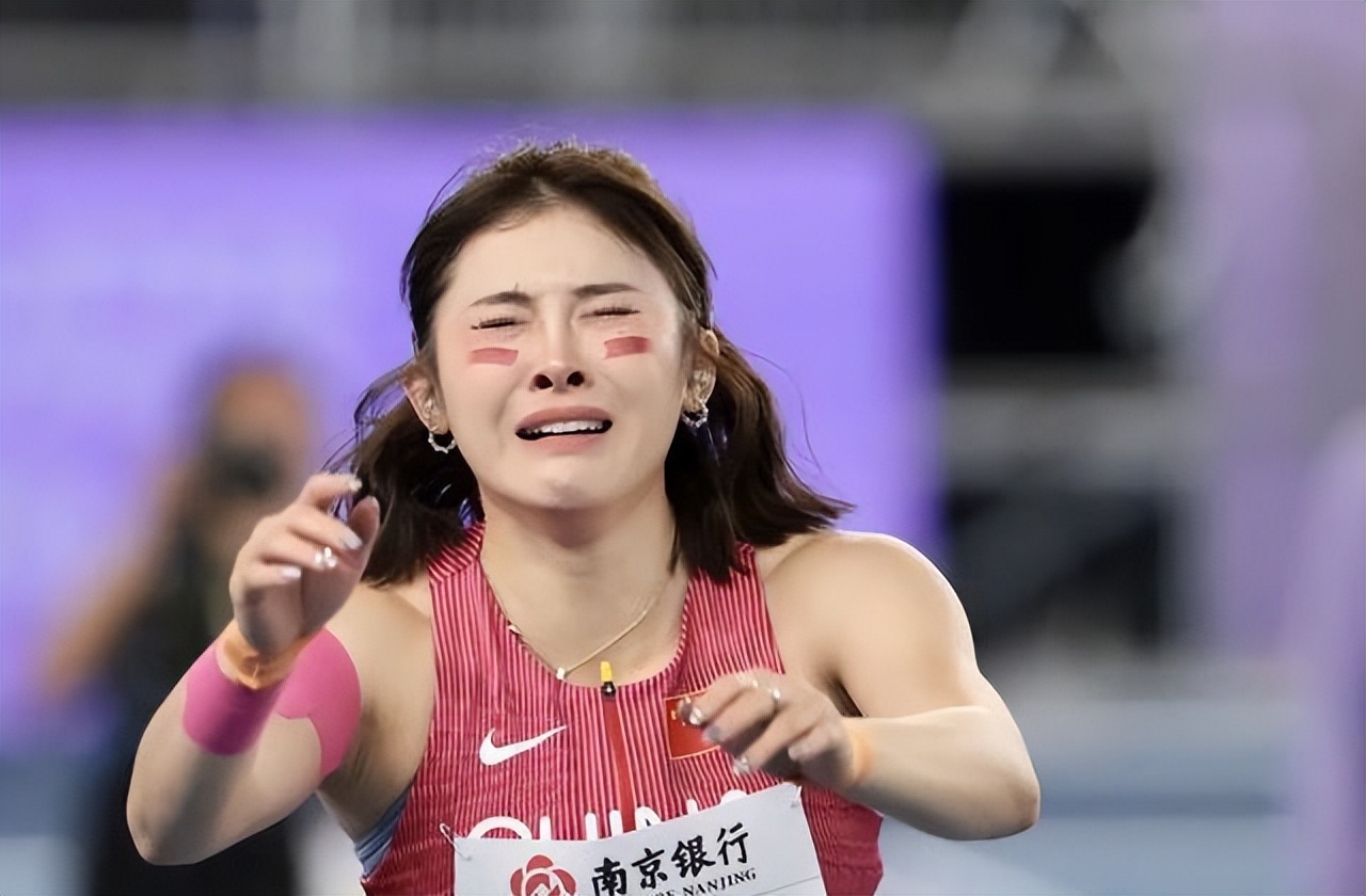 冲过终点线, 吴艳妮创造